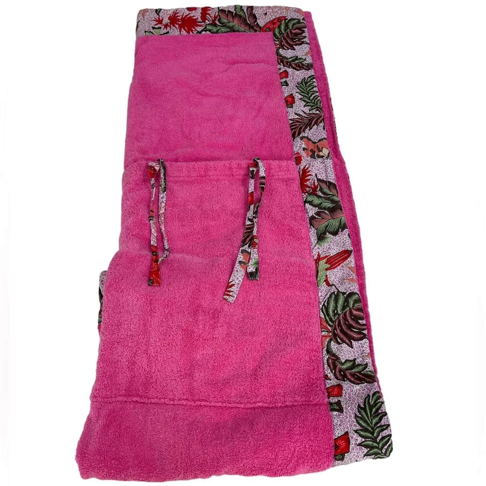 Etro Hot Pink Floral Trim Pocket Beach Towel